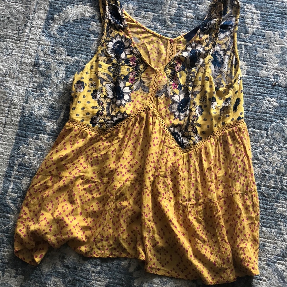 2 for 15🌼 Vibrant & Unique Tank Top 💛